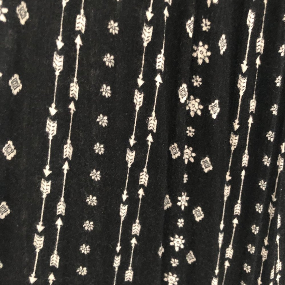 Hem & Thread | Black Arrow Pattern Jumpsuit - image 3